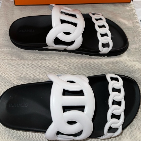 Hermes “Extra” Sandal - Black and White, 41 - Picture 7 of 7